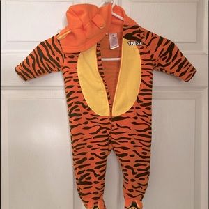 Tigger jumpsuit w/ feet & hood